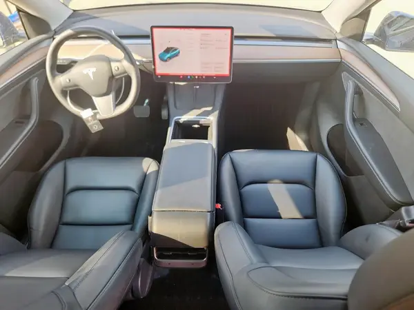 7SAYGDEE1PA088353 2023 TESLA MODEL Y - Image 8