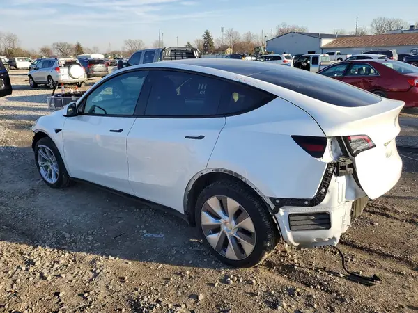 7SAYGDEE1PA092421 2023 TESLA MODEL Y - Image 2