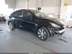 7SAYGDEE1PA093228 2023 TESLA MODEL Y