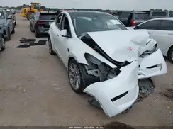 7SAYGDEE1PA093438 2023 TESLA MODEL Y