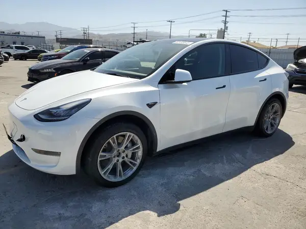 7SAYGDEE1PA097537 2023 TESLA MODEL Y - Image 1