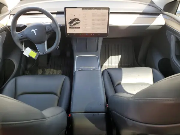 7SAYGDEE1PA097537 2023 TESLA MODEL Y - Image 8