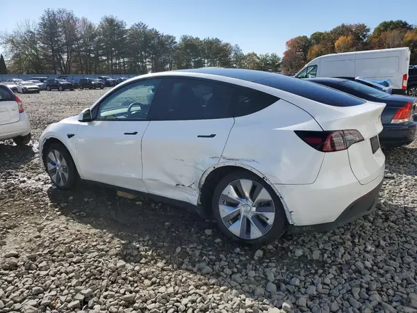 7SAYGDEE1PA098588 2023 TESLA MODEL Y - Image 2