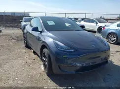 7SAYGDEE1PA099398 2023 TESLA MODEL Y