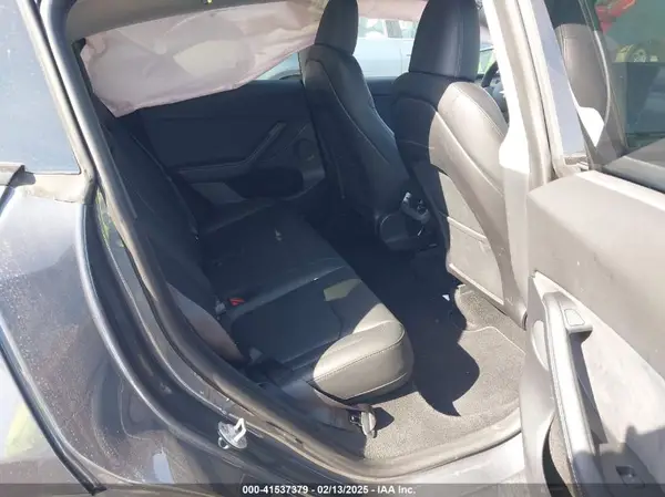 7SAYGDEE1PA099398 2023 TESLA MODEL Y - Image 8