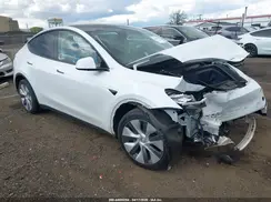 7SAYGDEE1PA101361 2023 TESLA MODEL Y