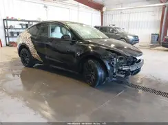 7SAYGDEE1PA105815 2023 TESLA MODEL Y