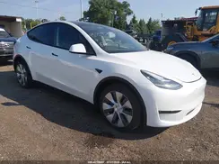 7SAYGDEE1PA124123 2023 TESLA MODEL Y