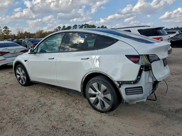 7SAYGDEE1PA124302 2023 TESLA MODEL Y - Image 2