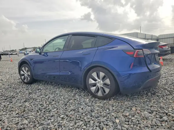 7SAYGDEE1PA125322 2023 TESLA MODEL Y - Image 2