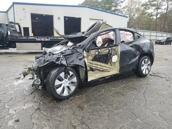 7SAYGDEE1PA127829 2023 TESLA MODEL Y - Image 1