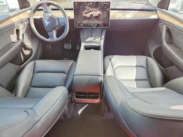 7SAYGDEE1PA129418 2023 TESLA MODEL Y - Image 8