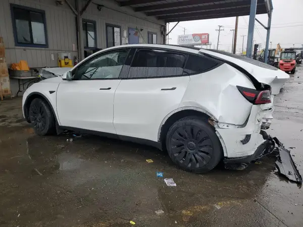 7SAYGDEE1PA131217 2023 TESLA MODEL Y - Image 2