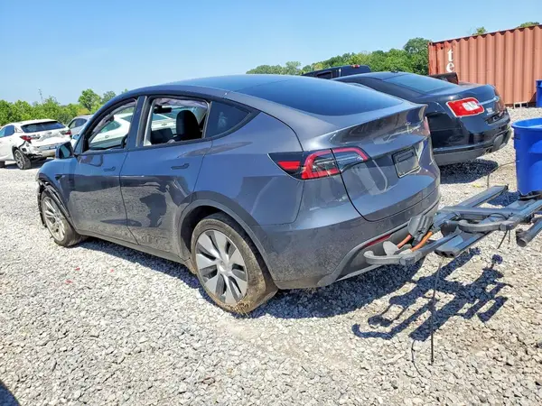 7SAYGDEE1PA136725 2023 TESLA MODEL Y - Image 2
