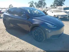 7SAYGDEE1PA137017 2023 TESLA MODEL Y