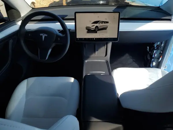 7SAYGDEE1PA149314 2023 TESLA MODEL Y - Image 8
