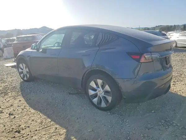 7SAYGDEE1PA150883 2023 TESLA MODEL Y - Image 2