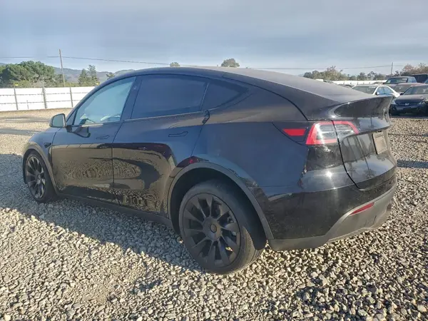 7SAYGDEE1PA152911 2023 TESLA MODEL Y - Image 2