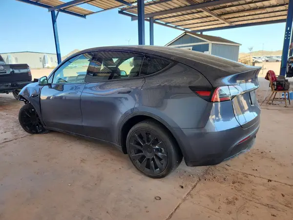7SAYGDEE1PA154822 2023 TESLA MODEL Y - Image 2