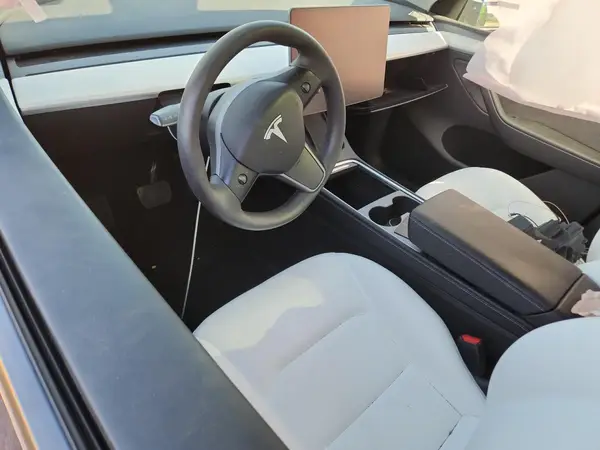 7SAYGDEE1PA158806 2023 TESLA MODEL Y - Image 8
