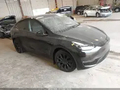 7SAYGDEE1PA165531 2023 TESLA MODEL Y
