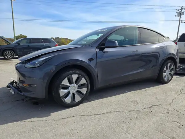 7SAYGDEE1PA166310 2023 TESLA MODEL Y - Image 1