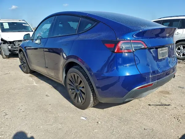 7SAYGDEE1PA167067 2023 TESLA MODEL Y - Image 2