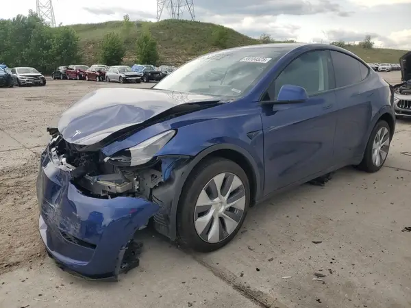 7SAYGDEE1PA174035 2023 TESLA MODEL Y - Image 1