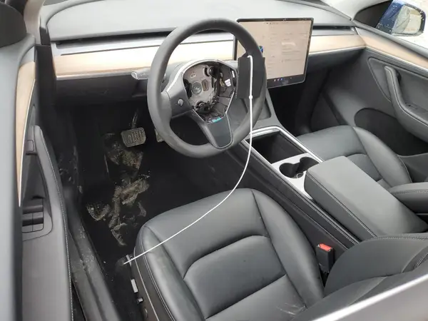 7SAYGDEE1PA179557 2023 TESLA MODEL Y - Image 8