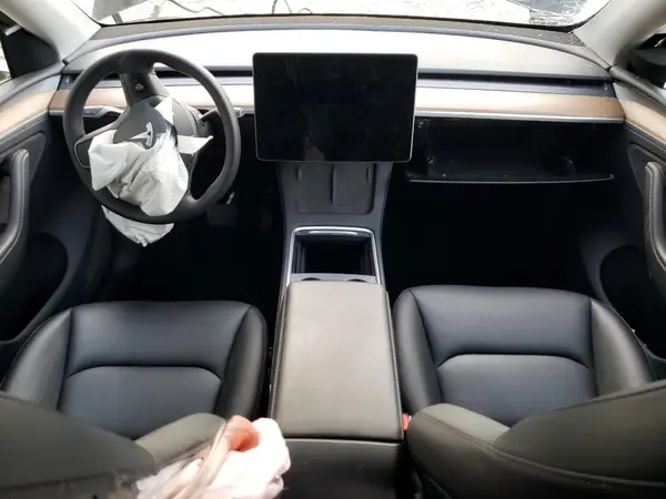 7SAYGDEE1PA184502 2023 TESLA MODEL Y - Image 8