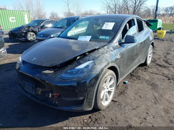 7SAYGDEE1PA186170 2023 TESLA MODEL Y - Image 2