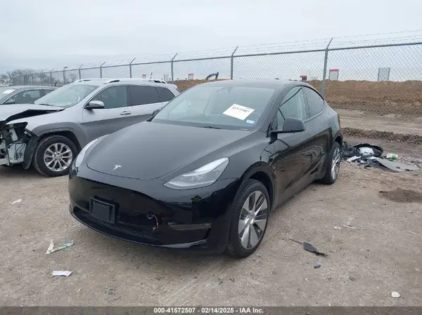 7SAYGDEE1PA187481 2023 TESLA MODEL Y - Image 2