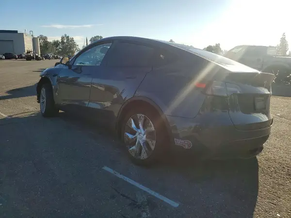 7SAYGDEE1PA187884 2023 TESLA MODEL Y - Image 2