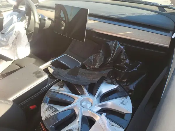 7SAYGDEE1PA187884 2023 TESLA MODEL Y - Image 8