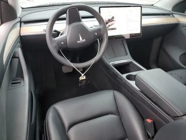 7SAYGDEE1PA189120 2023 TESLA MODEL Y - Image 8