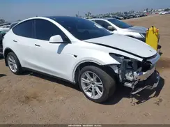 7SAYGDEE1PA191255 2023 TESLA MODEL Y