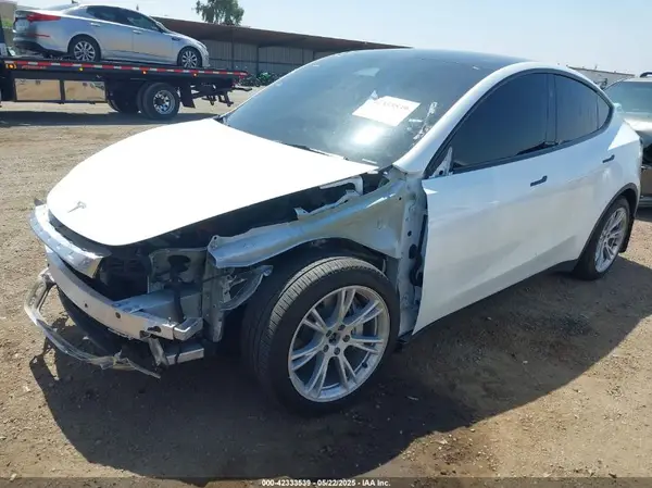 7SAYGDEE1PA191255 2023 TESLA MODEL Y - Image 2