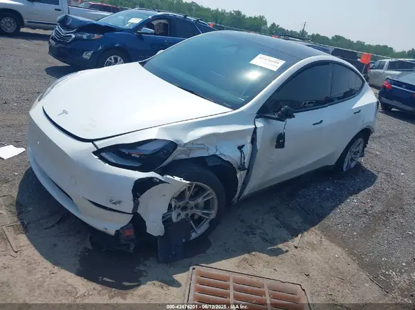 7SAYGDEE1PA192907 2023 TESLA MODEL Y - Image 2