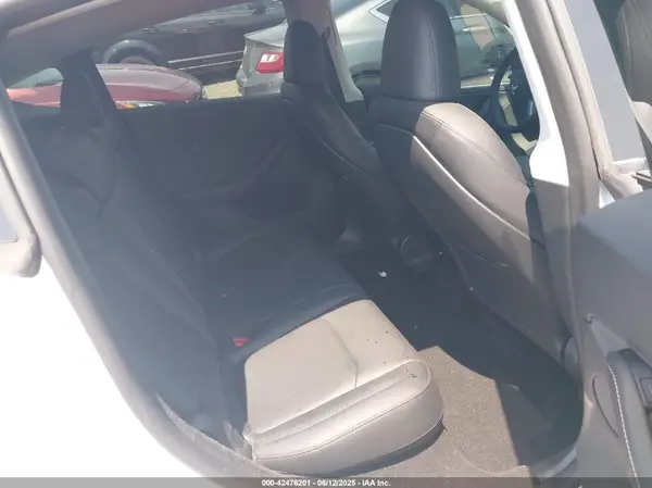 7SAYGDEE1PA192907 2023 TESLA MODEL Y - Image 8