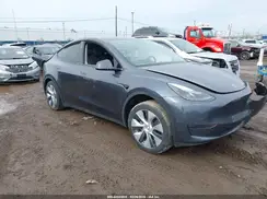 7SAYGDEE1PA194785 2023 TESLA MODEL Y