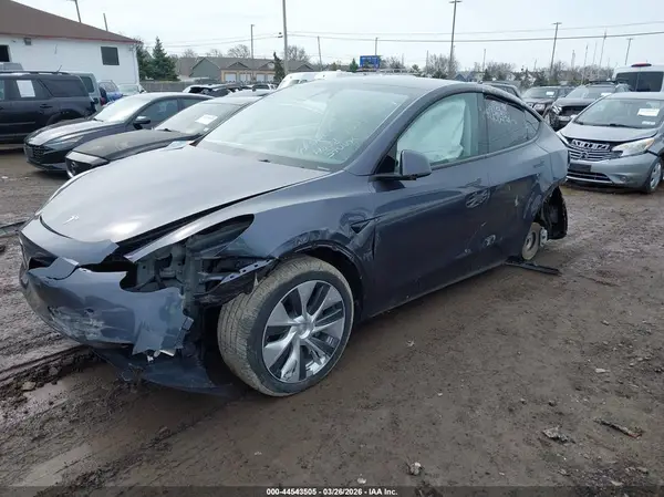 7SAYGDEE1PA194785 2023 TESLA MODEL Y - Image 2