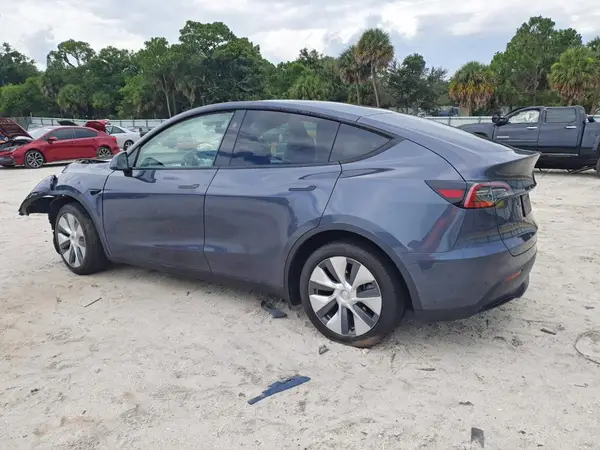 7SAYGDEE1PA195340 2023 TESLA MODEL Y - Image 2
