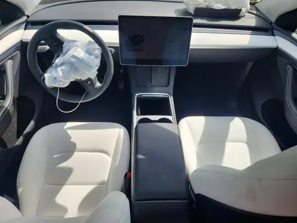 7SAYGDEE1PA195340 2023 TESLA MODEL Y - Image 8