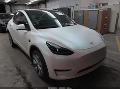 7SAYGDEE1PA195578 2023 TESLA MODEL Y