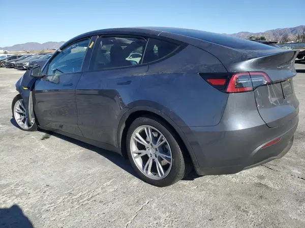 7SAYGDEE1PA198884 2023 TESLA MODEL Y - Image 2