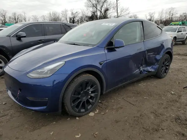 7SAYGDEE1PA205753 2023 TESLA MODEL Y - Image 1