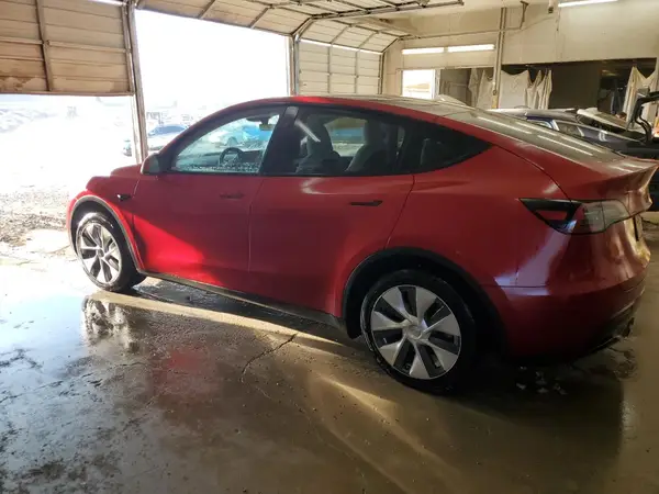 7SAYGDEE1PA211343 2023 TESLA MODEL Y - Image 2
