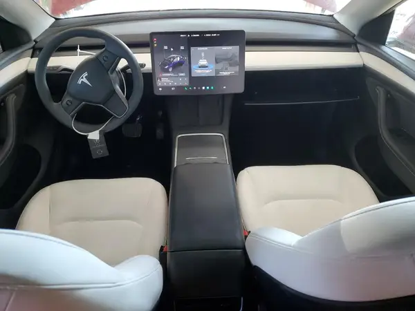 7SAYGDEE1PA211343 2023 TESLA MODEL Y - Image 8