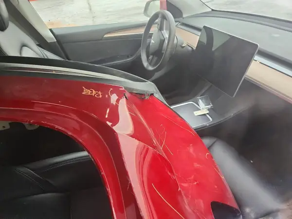 7SAYGDEE1PF582828 2023 TESLA MODEL Y - Image 8