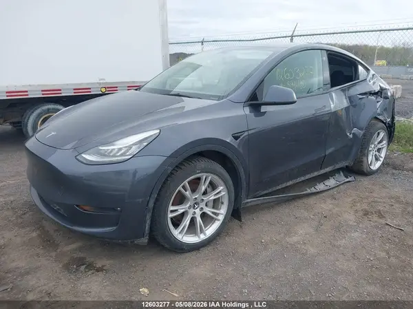 7SAYGDEE1PF599435 2023 TESLA MODEL Y - Image 2